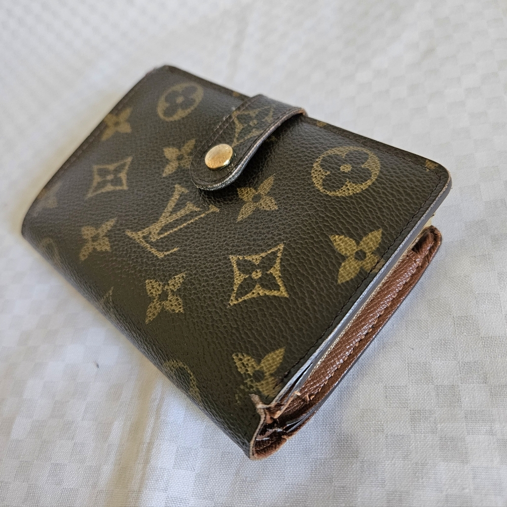 Louis Vuitton Monogram Brown and Gold Small Wallet - Picture 2 of 13
